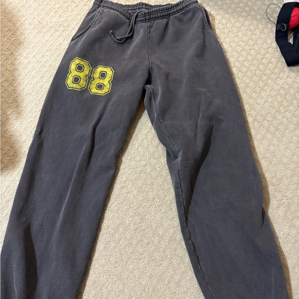 Men’s black cuffed sweatpants